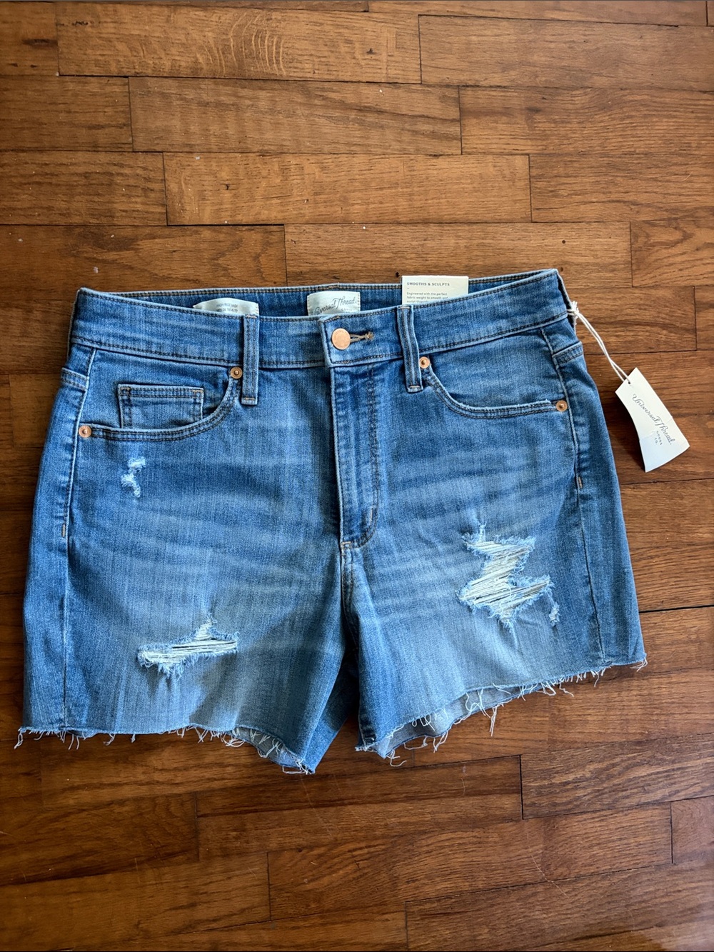 Universal Thread Distressed high rise midi Denim Shorts 10 NWT